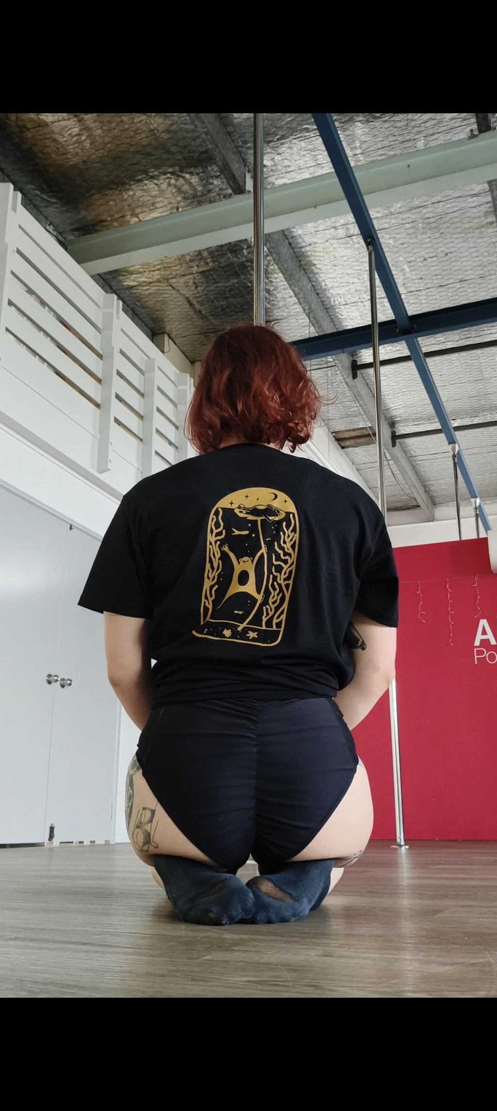 Pole Dancing Frog t-shirt